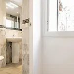 Apartman Charming Gem In Poble Sec Barcelona