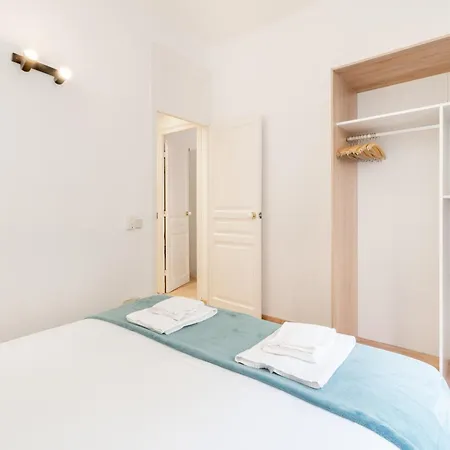 Charming Gem In Poble Sec