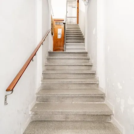 Lägenhet Charming Gem In Poble Sec Barcelona