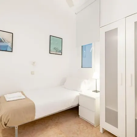 Semesterbostad Charming Gem In Poble Sec *