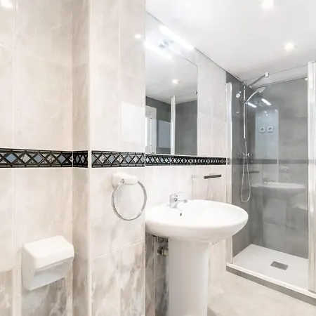 Semesterbostad Charming Gem In Poble Sec *