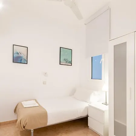 Charming Gem In Poble Sec Semesterbostad